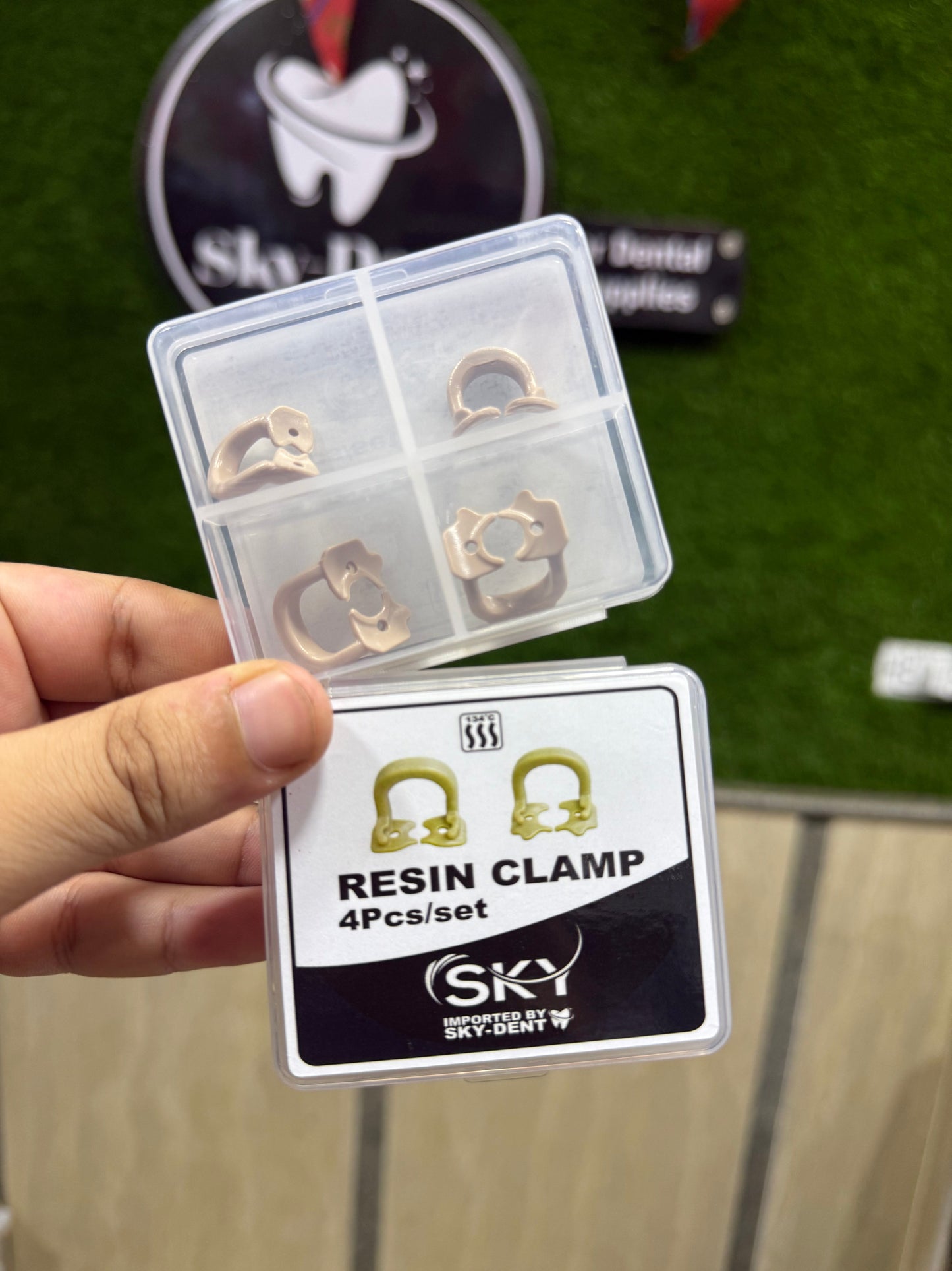 Resin Clamp