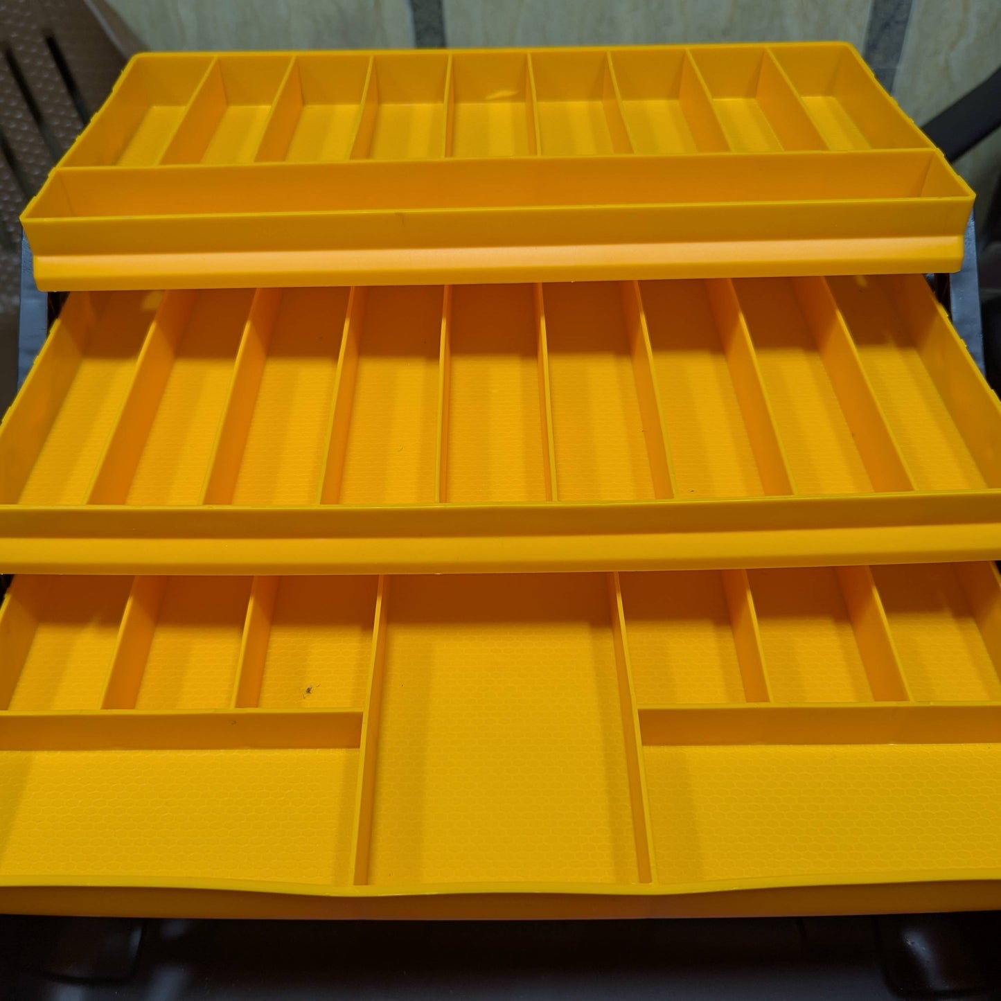 Box 16 Transparent