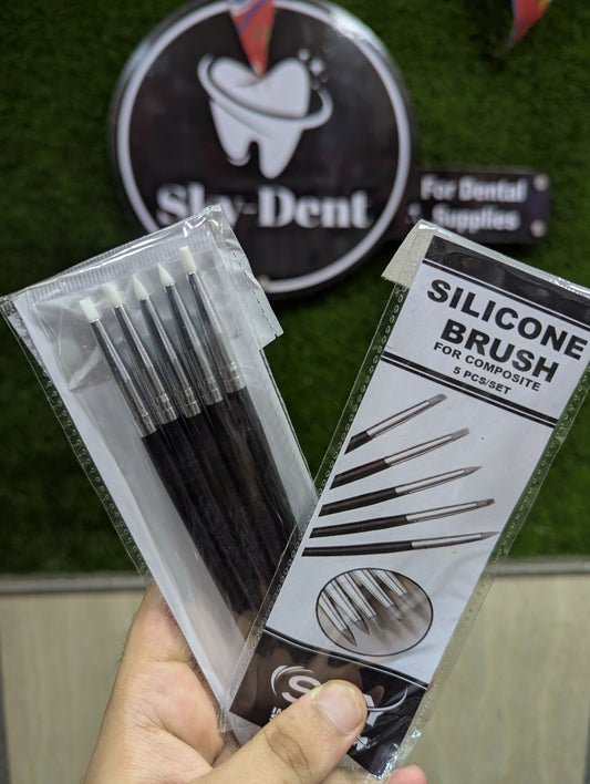 Silicone composite brush